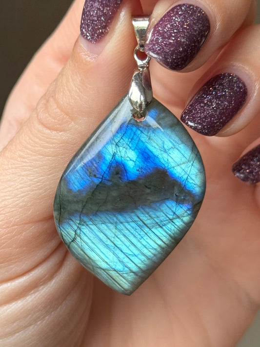 Labradoriet kettinghanger #no.4 (bescherming & intuitie)