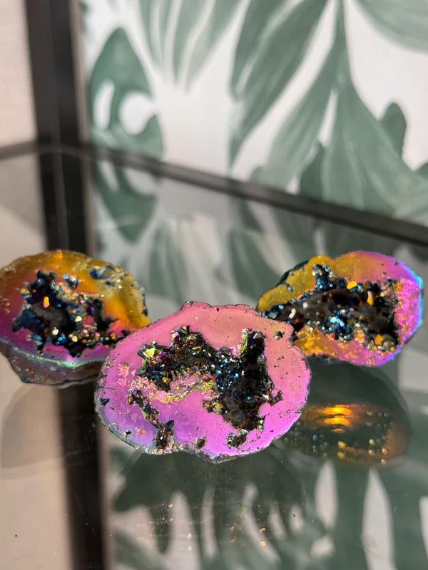 Unicorn kwarts geode titanium (roze)
