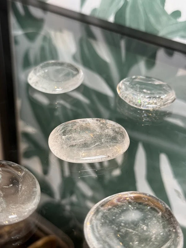 Bergkristal smooth stone A+ (energie & helderheid)