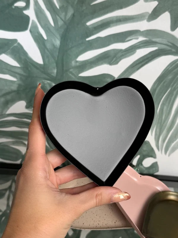 Schaaltje hart – zwart, roze, goud of wit gestipt