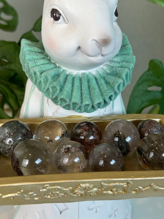 Garden quarts sphere