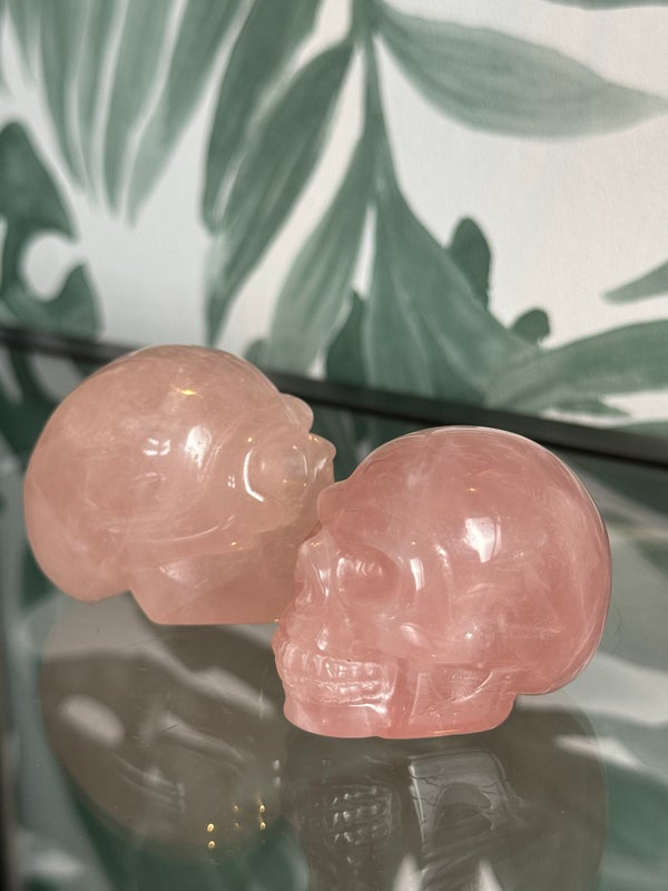 Rozenkwarts skull 40mm