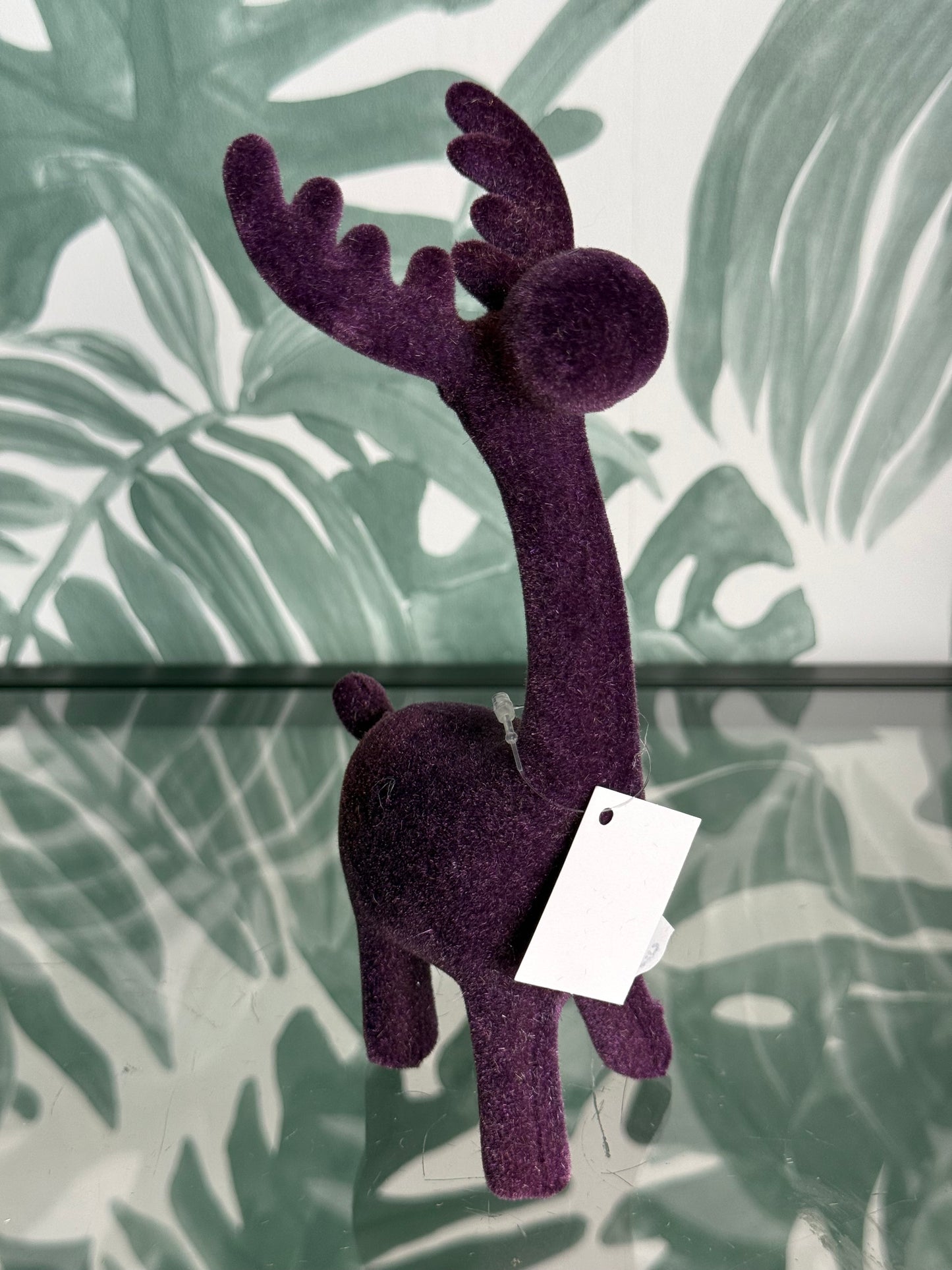 π¦ Velvet Rendier Beeldje β 18 cm (meerdere kleuren)