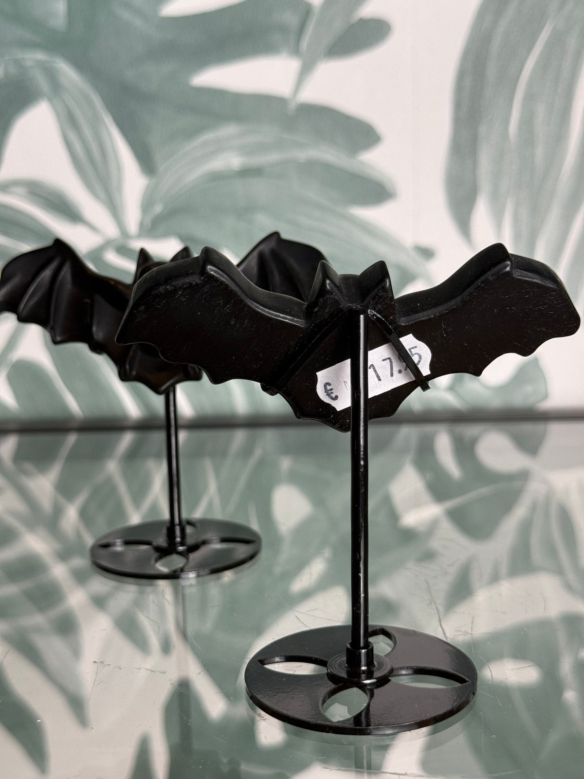 Zwarte Obsidiaan Vleermuis op Standaard – 9,5 cm