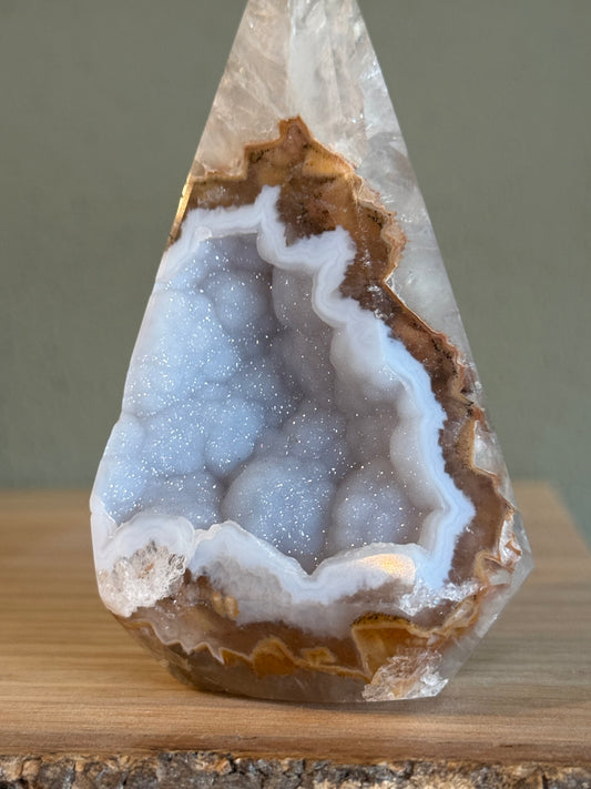 Agaat druzy toren - A kwaliteit