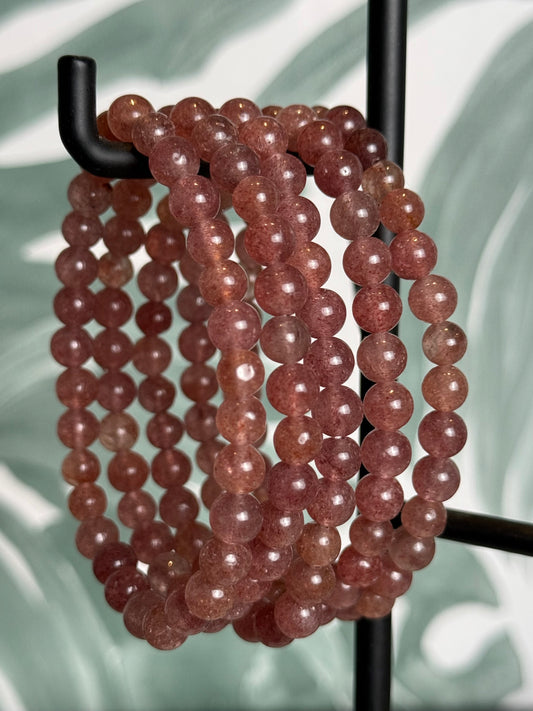 Aardbeienkwarts armband 6 mm – liefde, geluk & hartenergie