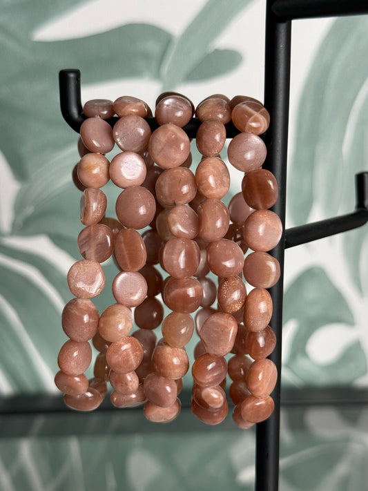Maansteen x zonnesteen armband getrommeld (intuitie & vruchtbaarheid)