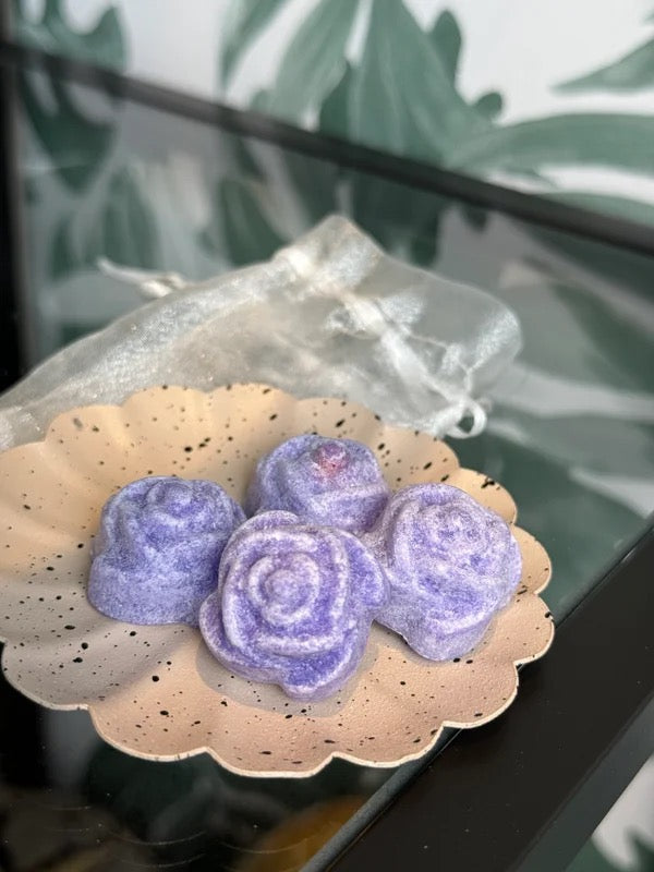 🌸 Amberroosjes in organza zakje – 4 geurende roosjes (verschillende geuren)