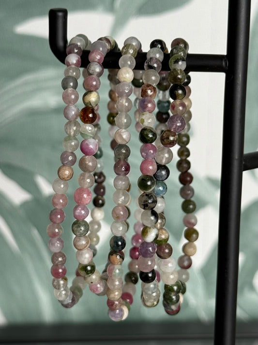 Toermalijn armband 4 mm – natuurlijke mix van soorten, balans & bescherming