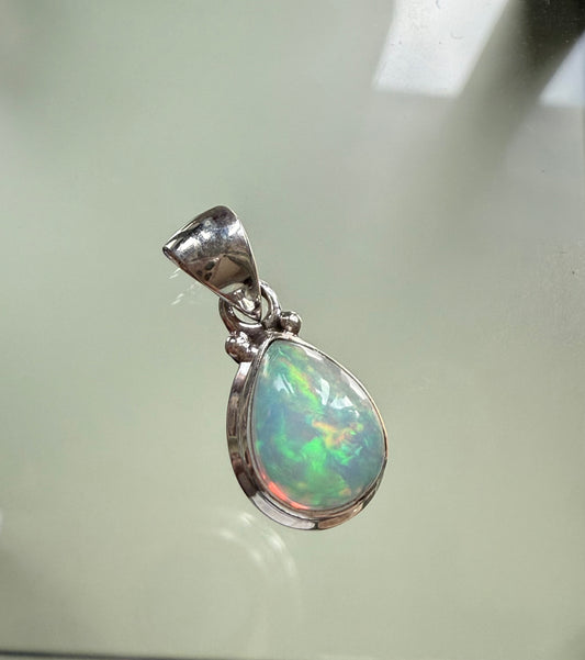 Opaal Hanger Ovaal 10x8 mm – Ethiopië – 925 Zilver