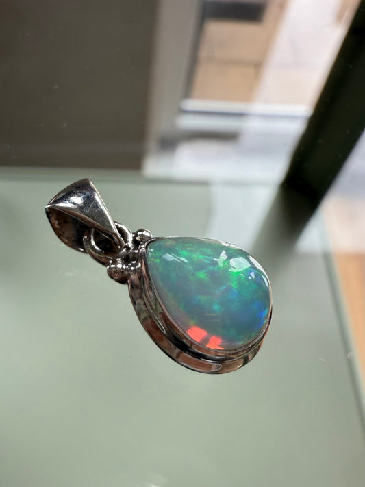 Opaal Hanger Ovaal 10x8 mm – Ethiopië – 925 Zilver