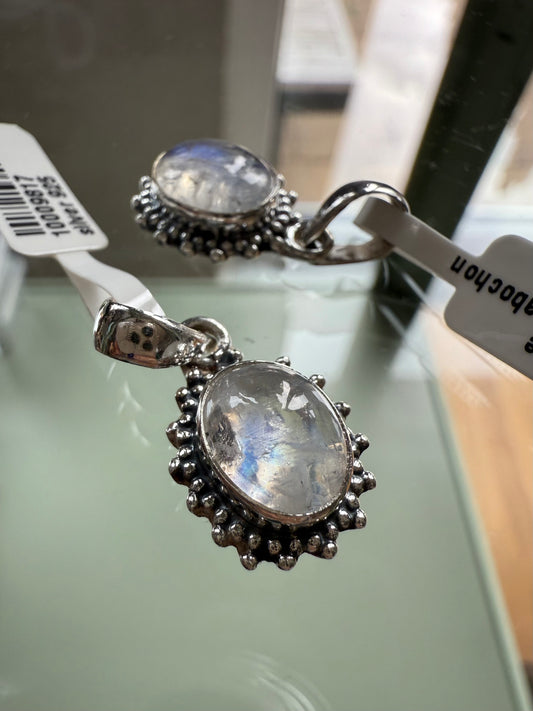 Maansteen Hanger Ovaal 10x8 mm – 925 Zilver