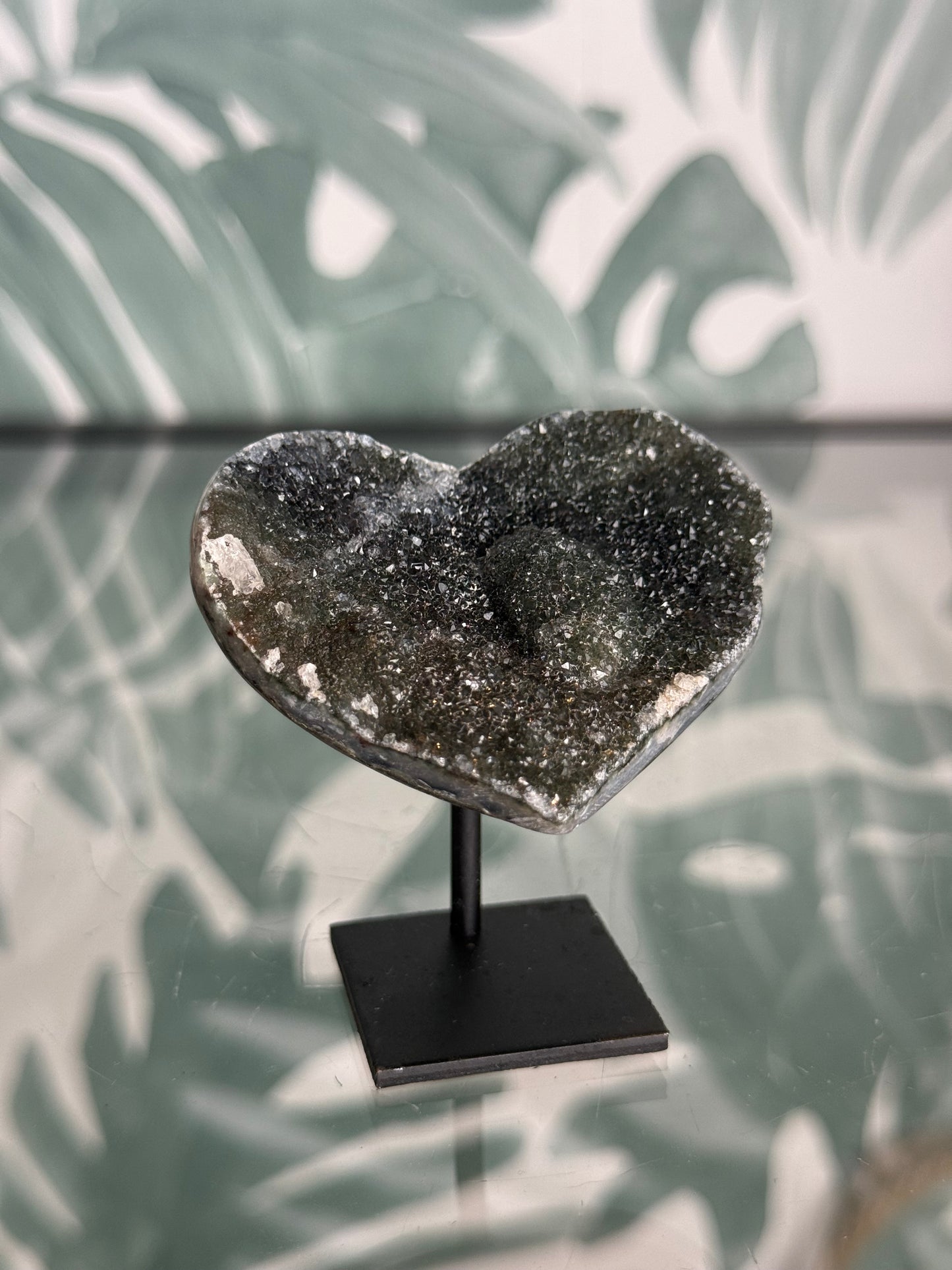 Galaxy amethist hart op standaard - no.6