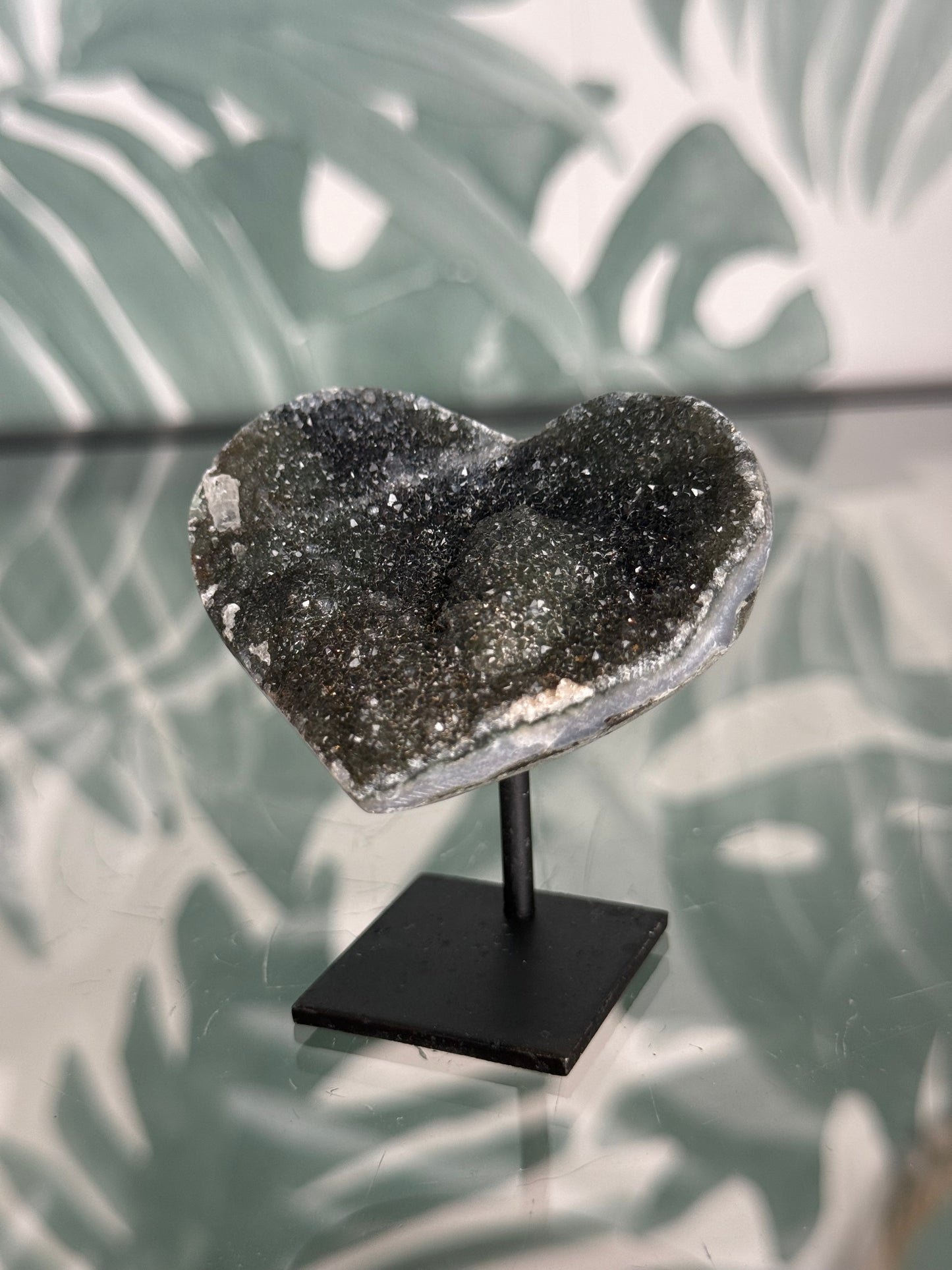 Galaxy amethist hart op standaard - no.6