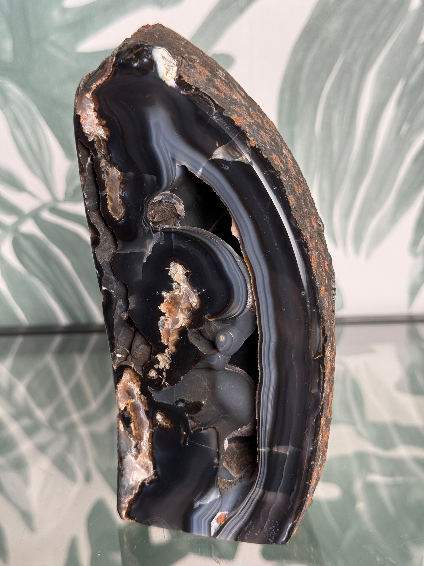 Agaat geode op standvlak #no.102