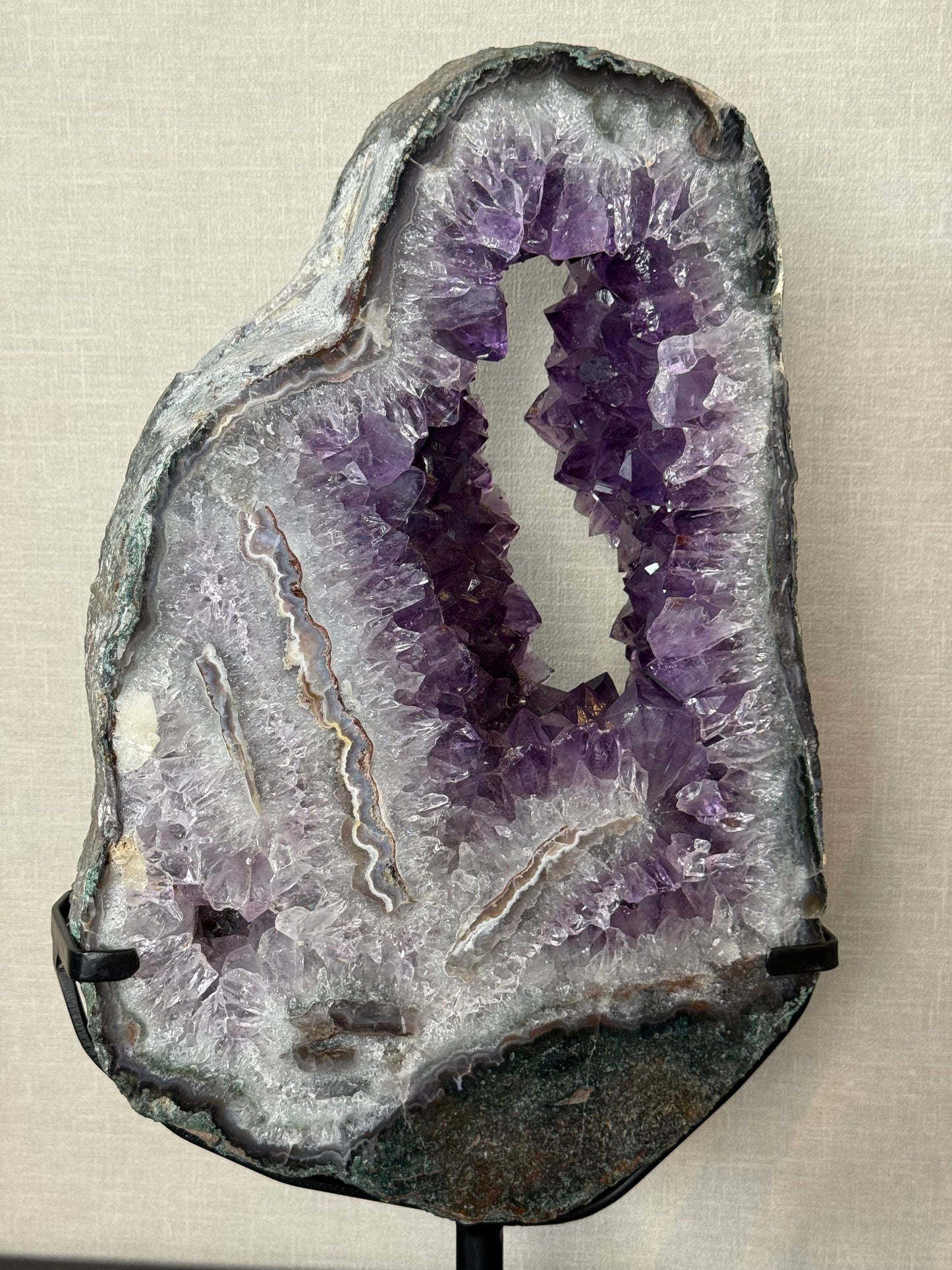 Amethist portaal op standaard