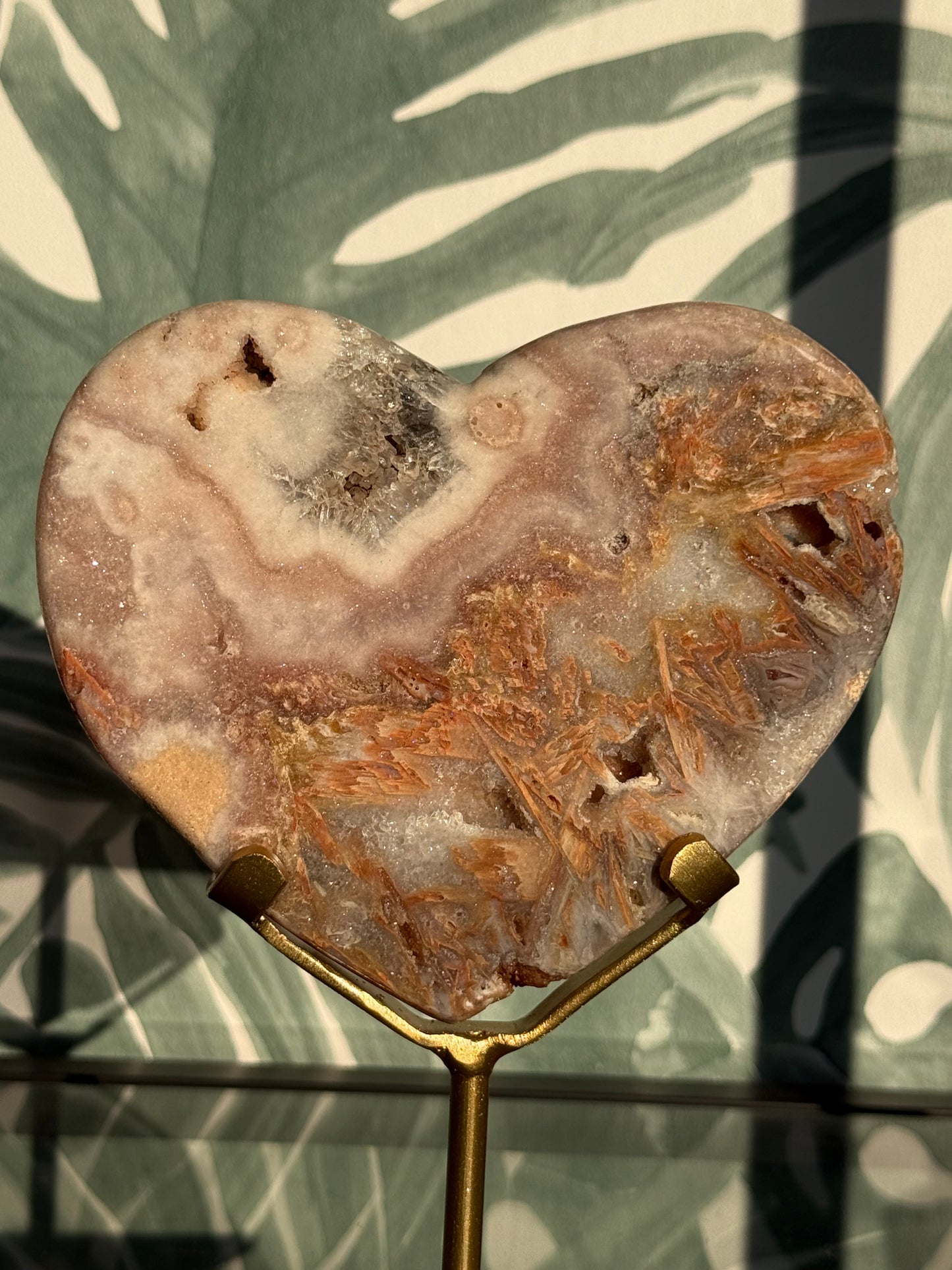 Roze amethist (chalcedoon) hart op standaard -#no.6