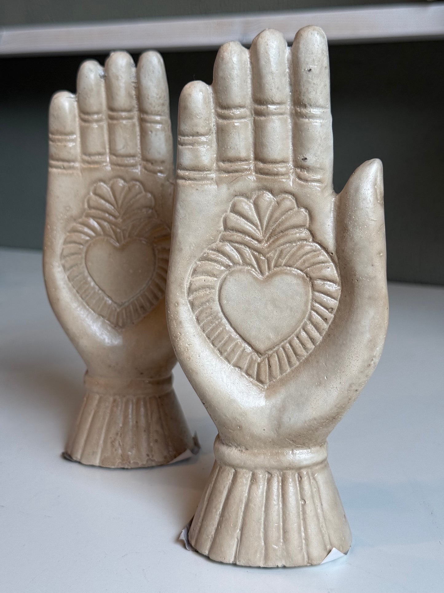 Hand met hart - bescherming & spiritualiteit